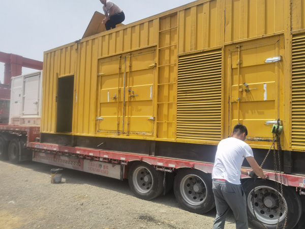 沁水除了负载情况和发动机维护,还有哪些因素会影响 200kw 柴油发电机的油耗?